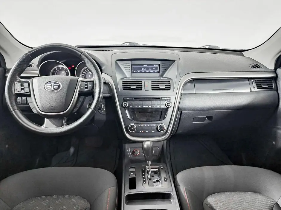 FAW Besturn X80, 2017 г.