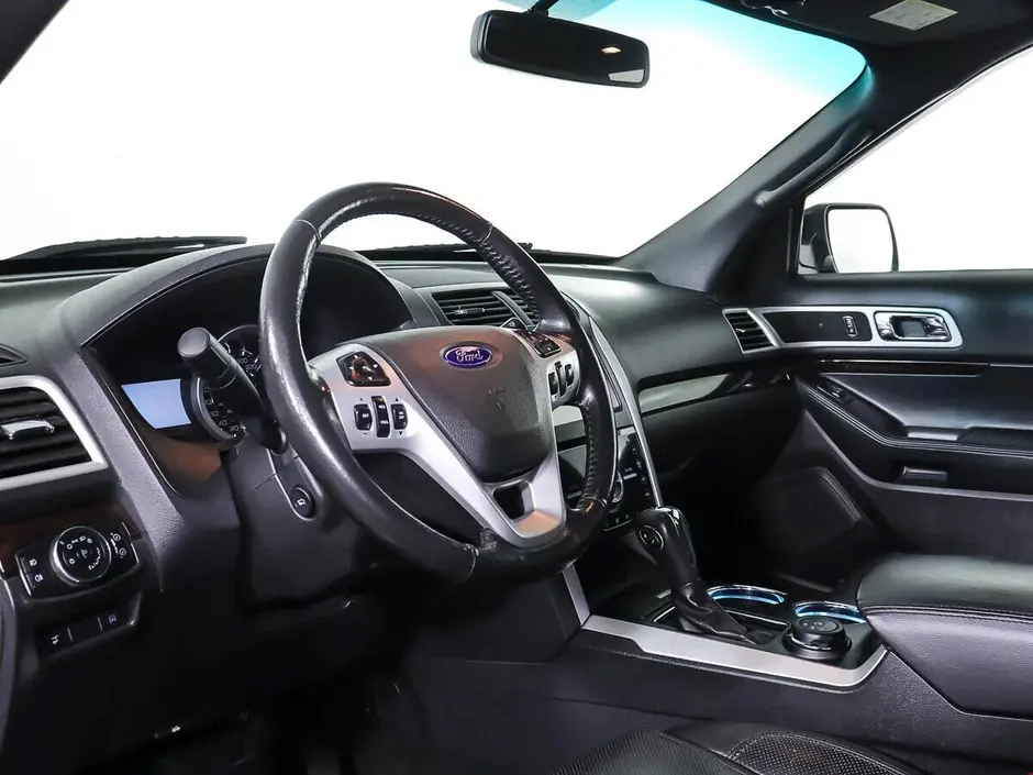 Ford Explorer, 2012 г.