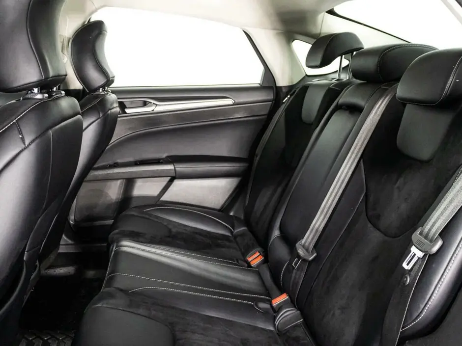 Ford Mondeo, 2017 г.