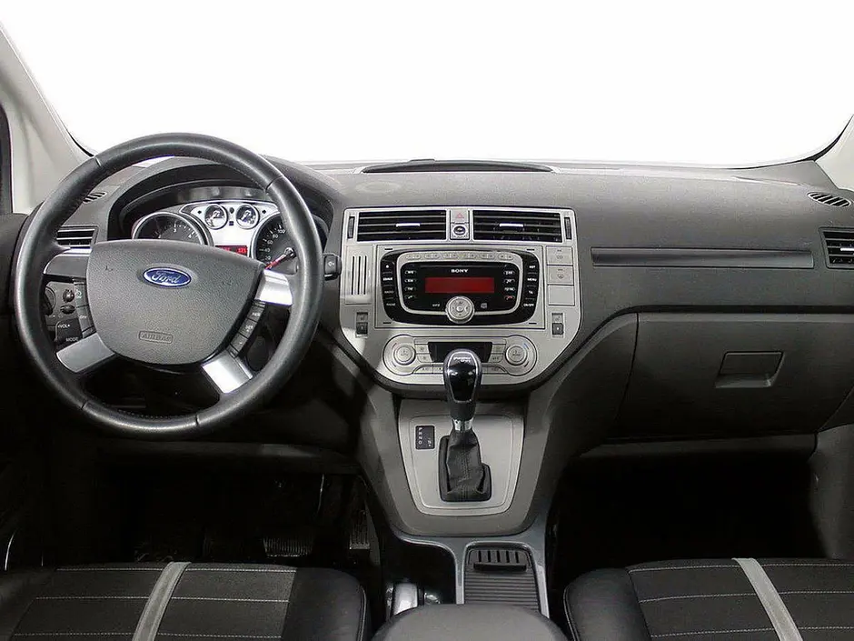 Ford Kuga, 2010 г.