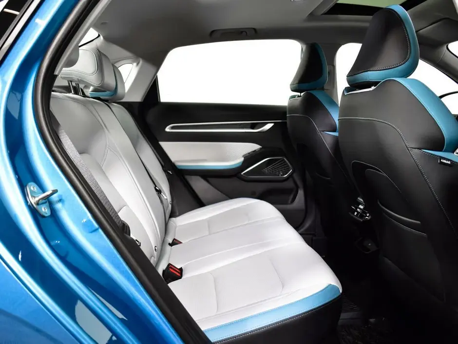 Geely Emgrand, 2023 г.