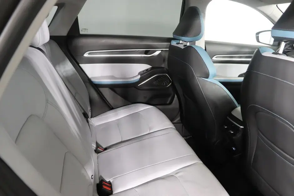 Geely Emgrand, 2023 г.