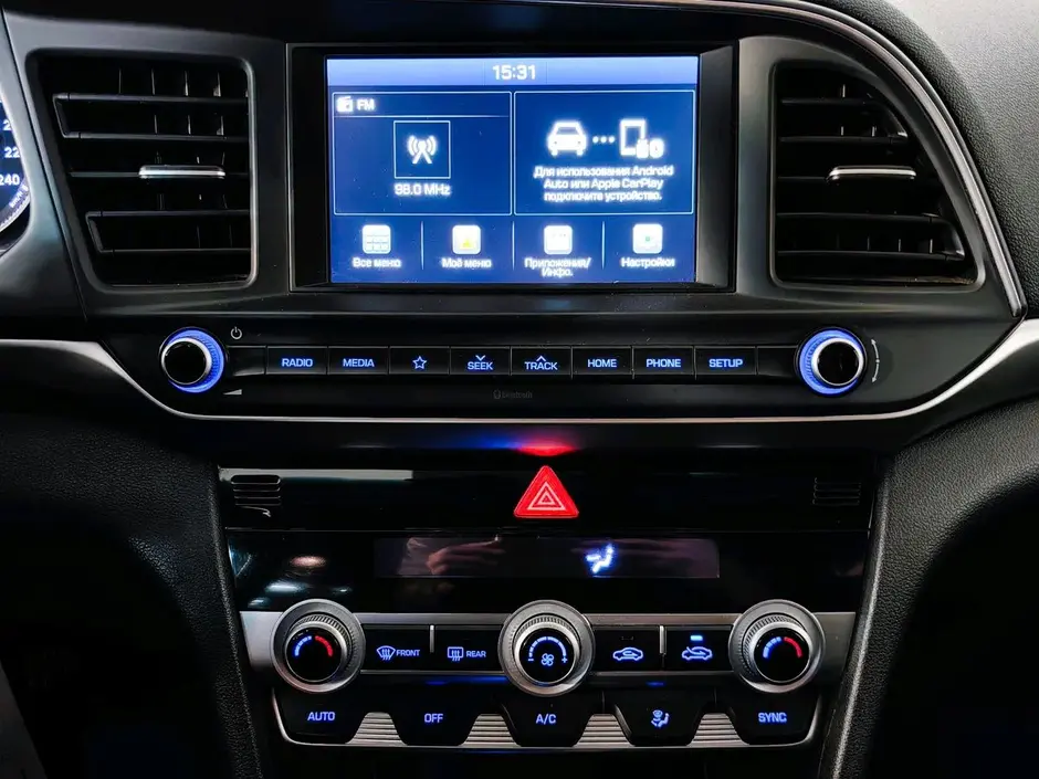 Hyundai Elantra, 2019 г.