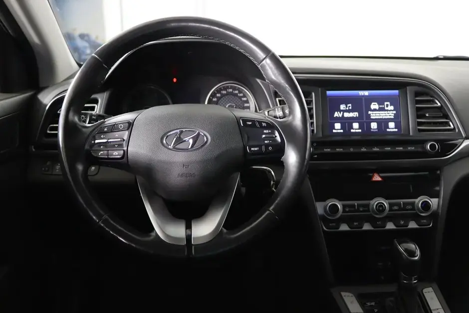 Hyundai Elantra, 2019 г.