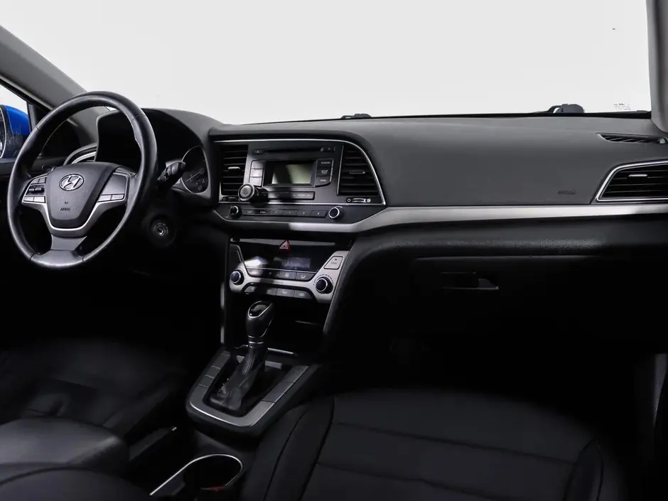 Hyundai Elantra, 2017 г.