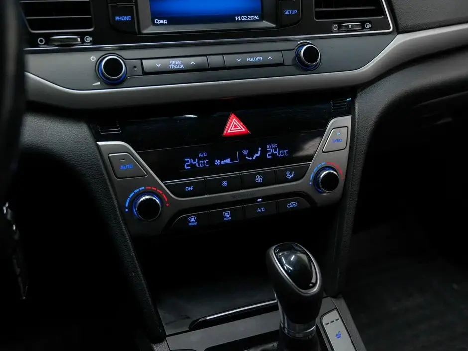 Hyundai Elantra, 2017 г.