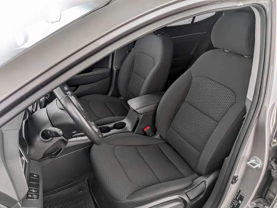 Hyundai Elantra, 2020 г.