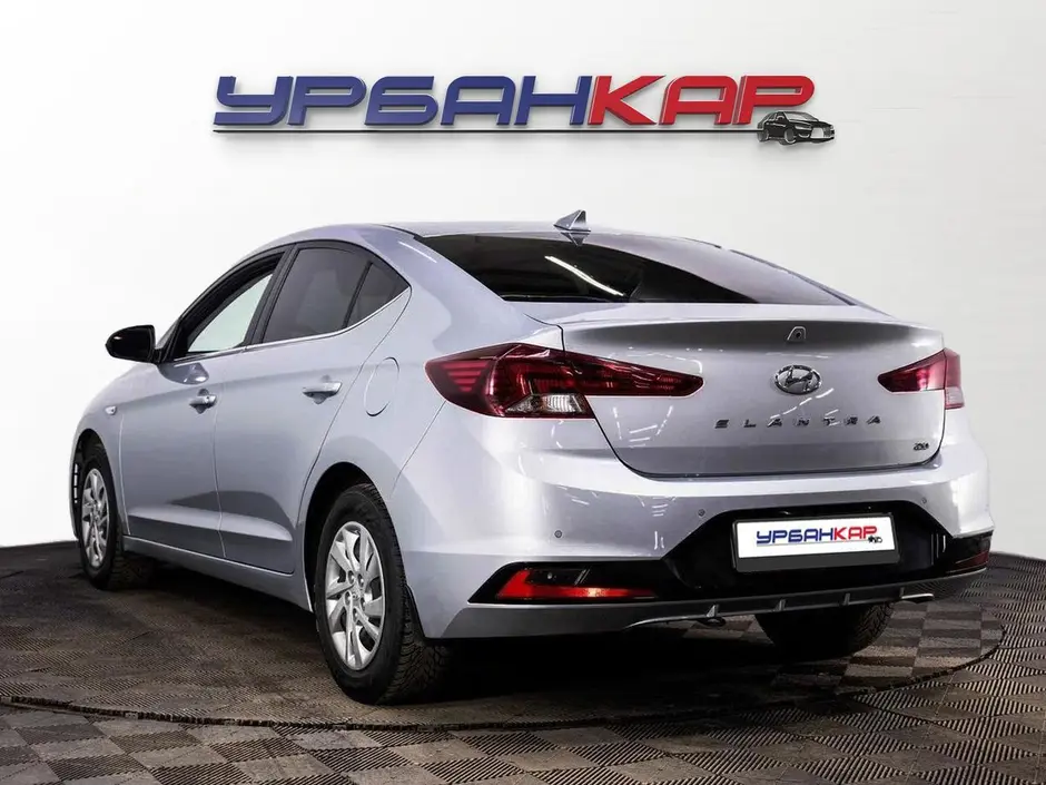 Hyundai Elantra, 2020 г.
