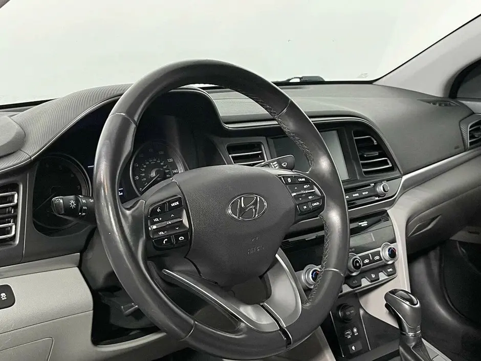 Hyundai Elantra, 2020 г.