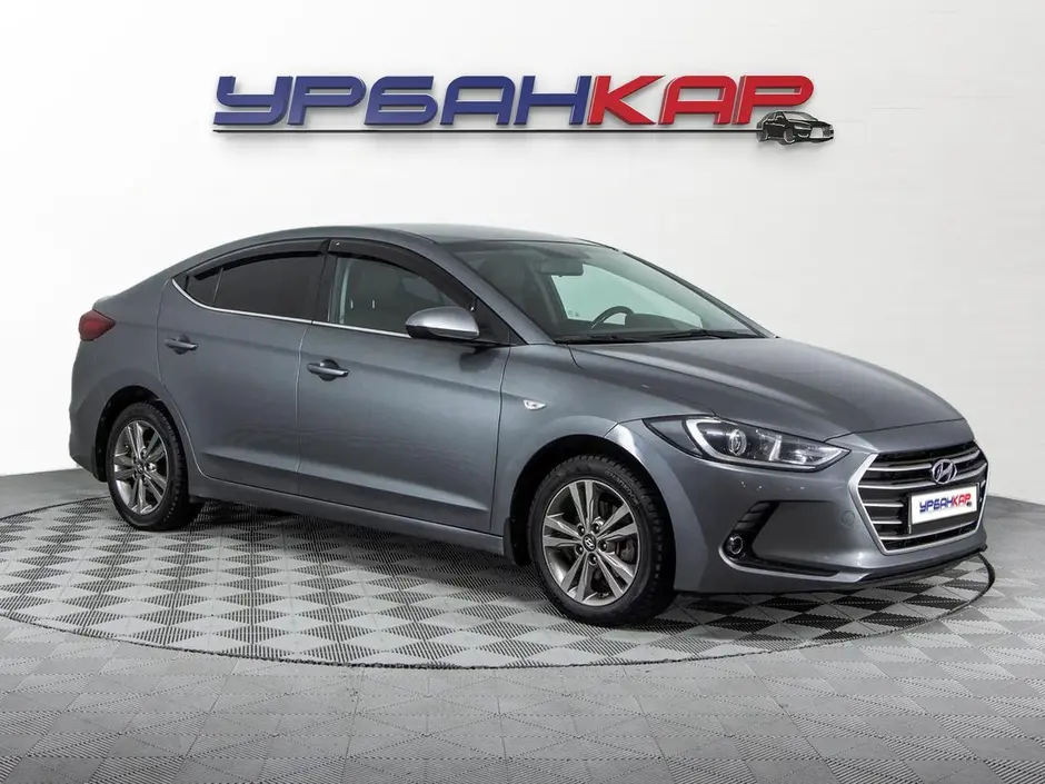 Hyundai Elantra, 2018 г.