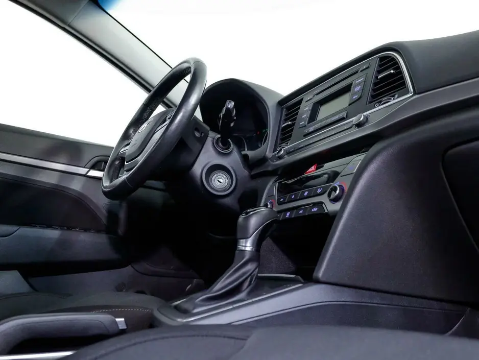 Hyundai Elantra, 2018 г.