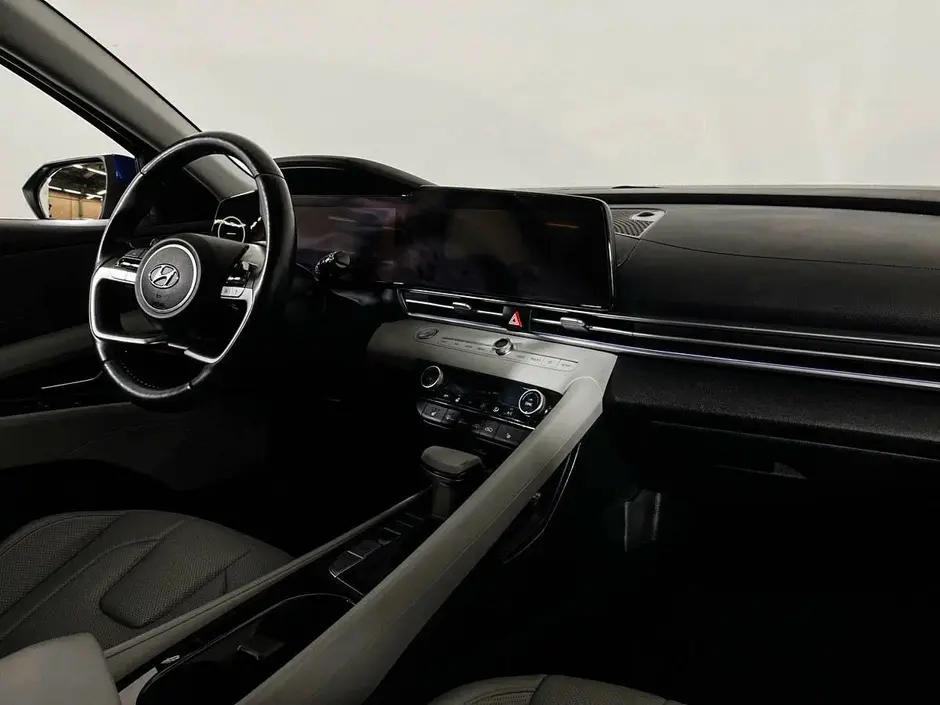 Hyundai Elantra, 2022 г.