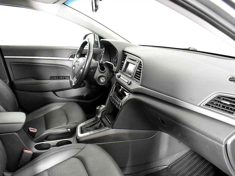 Hyundai Elantra, 2016 г.