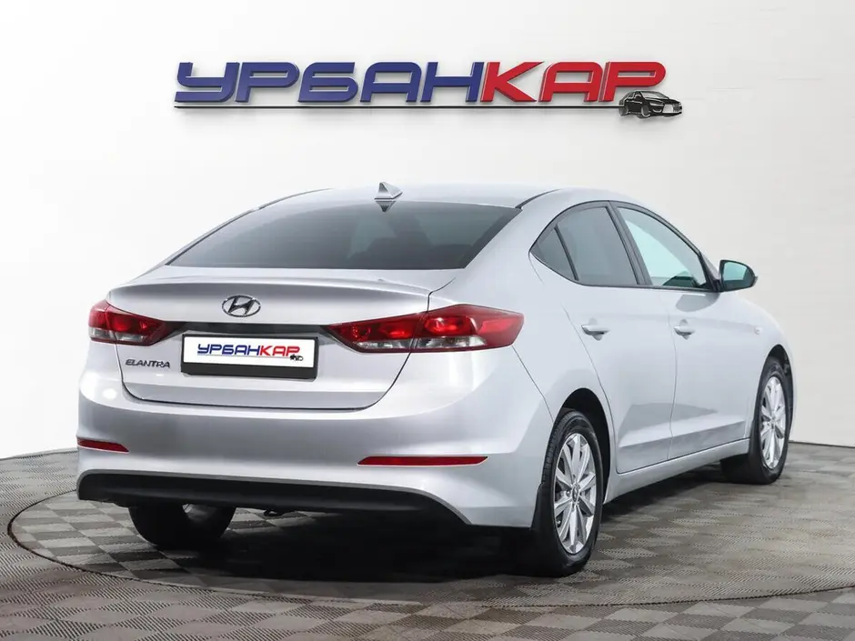 Hyundai Elantra, 2017 г.