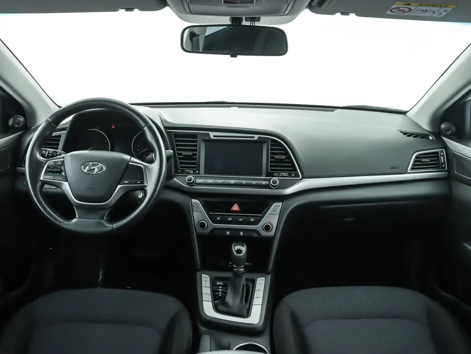 Hyundai Elantra, 2017 г.