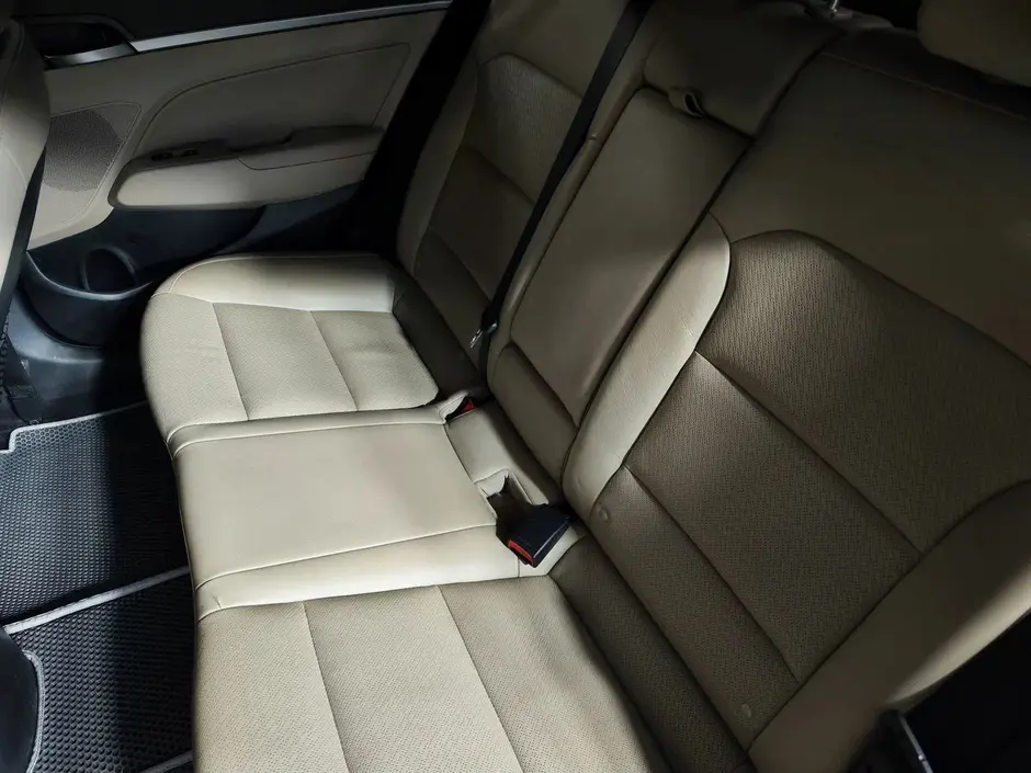 Hyundai Elantra, 2017 г.