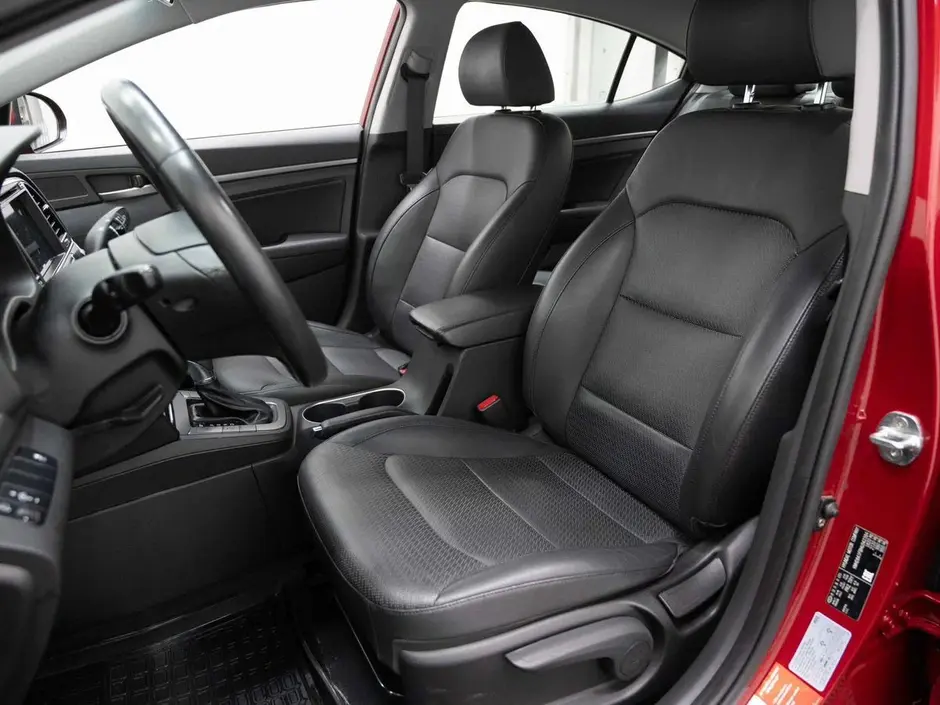 Hyundai Elantra, 2017 г.