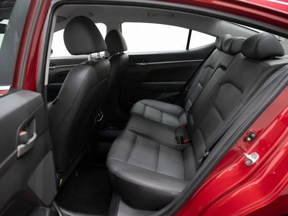 Hyundai Elantra, 2017 г.