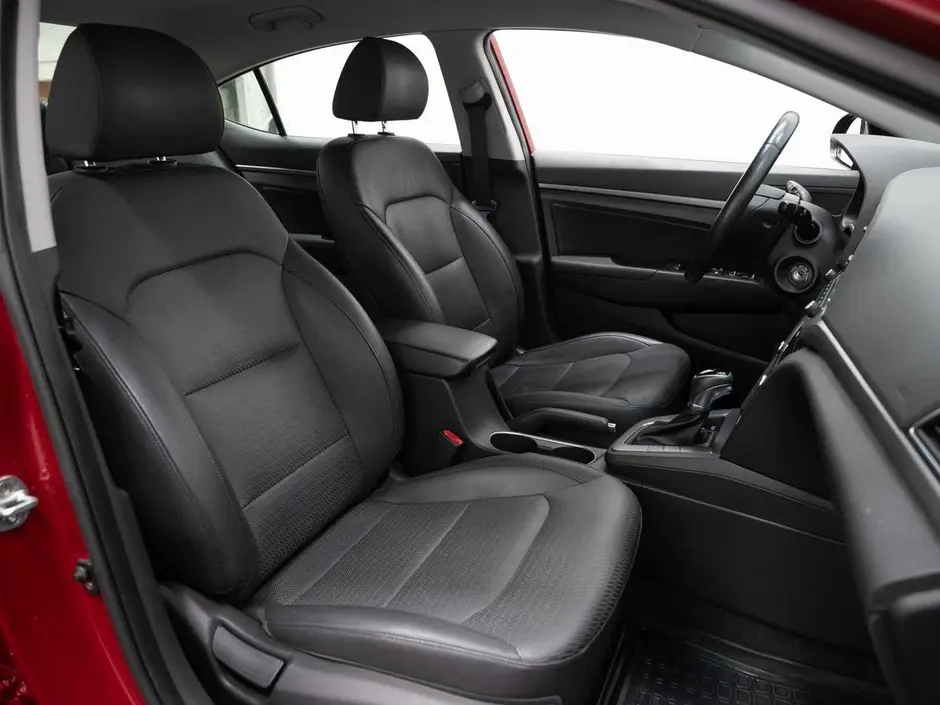 Hyundai Elantra, 2017 г.