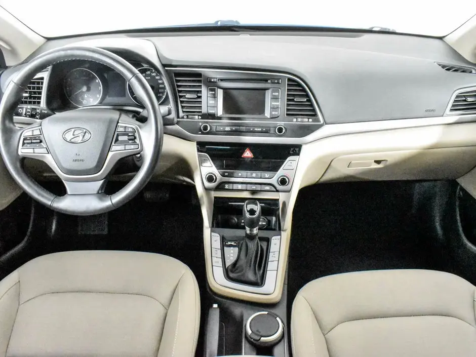 Hyundai Elantra, 2017 г.