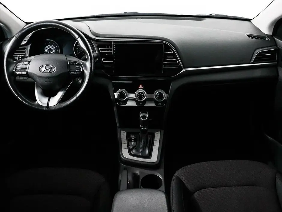 Hyundai Elantra, 2019 г.