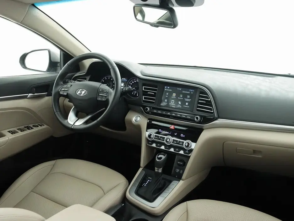 Hyundai Elantra, 2020 г.