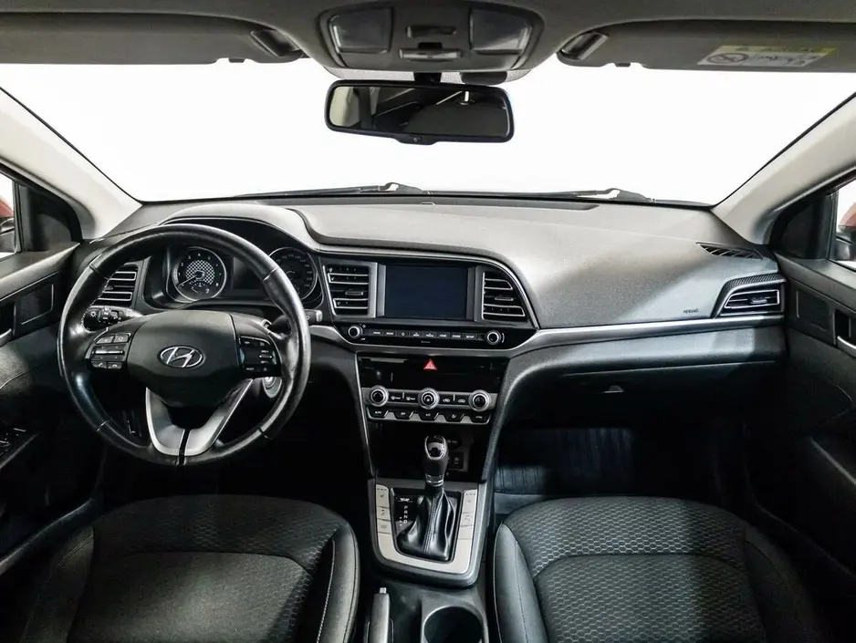 Hyundai Elantra, 2019 г.