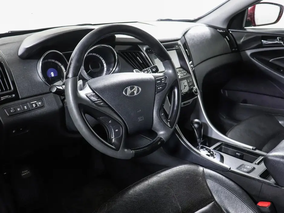 Hyundai Sonata, 2011 г.