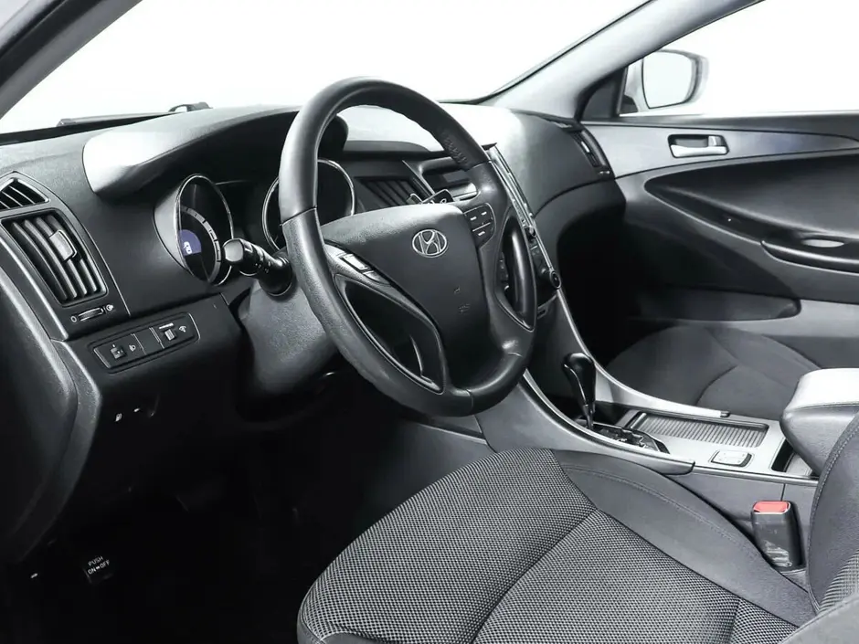 Hyundai Sonata, 2011 г.