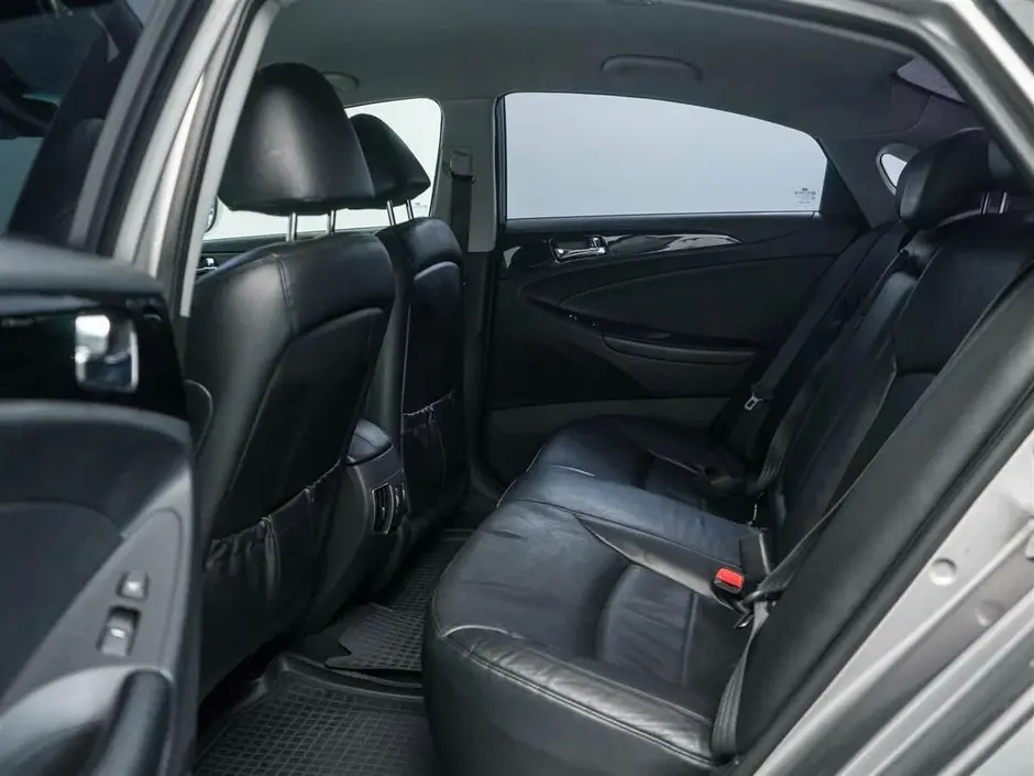 Hyundai Sonata, 2011 г.