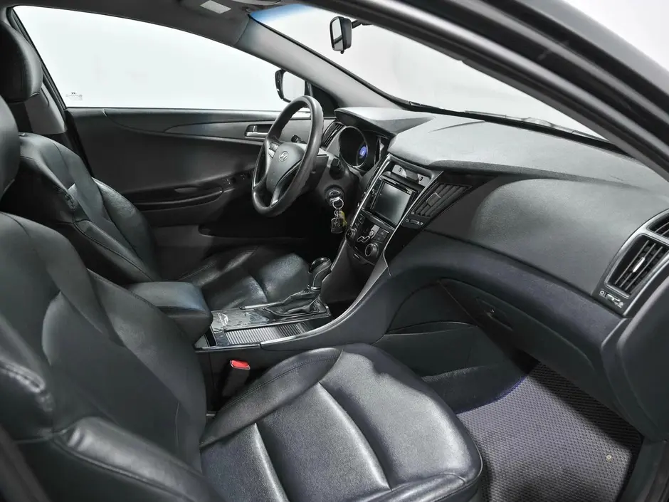 Hyundai Sonata, 2012 г.