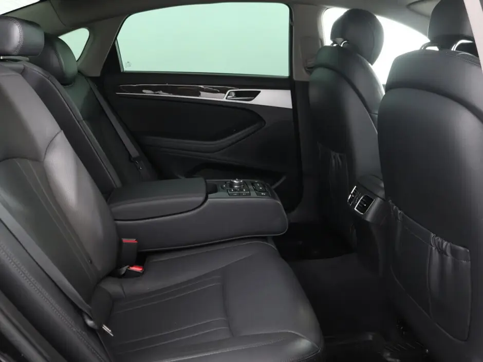 Hyundai Genesis, 2014 г.