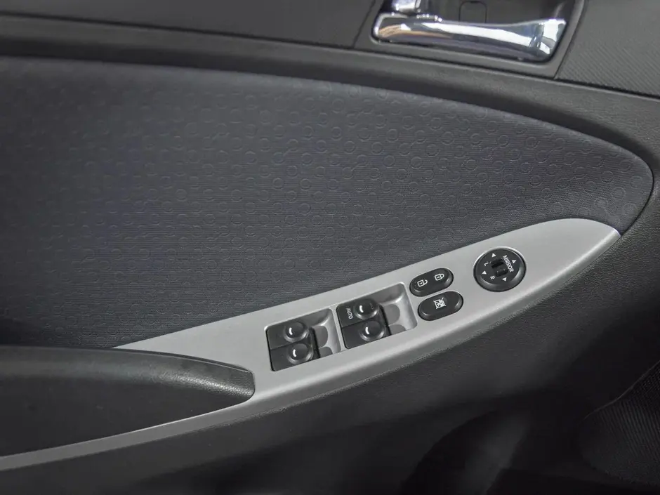 Hyundai Solaris, 2012 г.