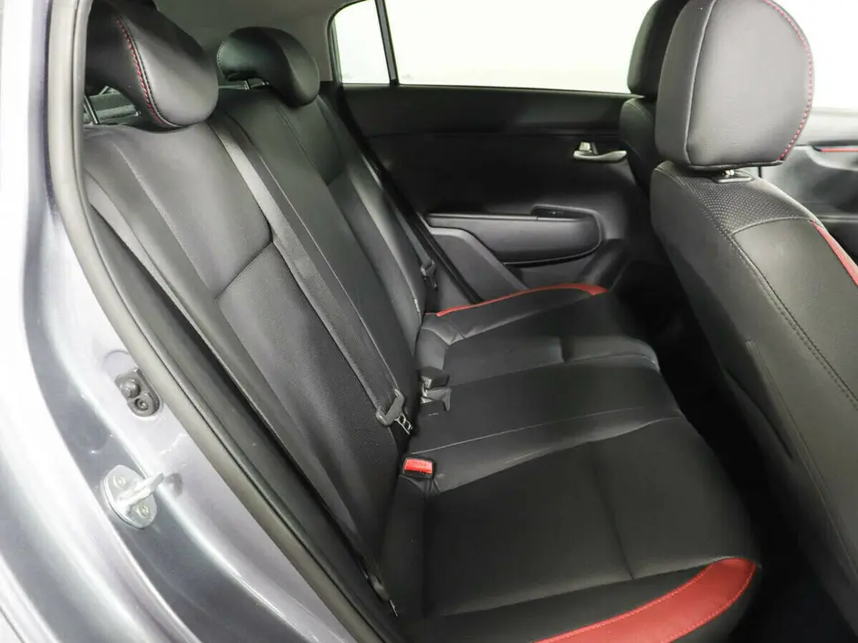 Kia Rio X-Line, 2019 г.