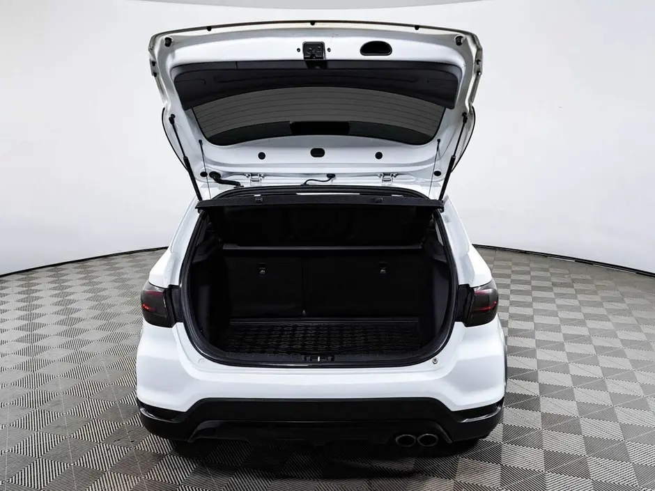 Kia Rio X-Line, 2017 г.