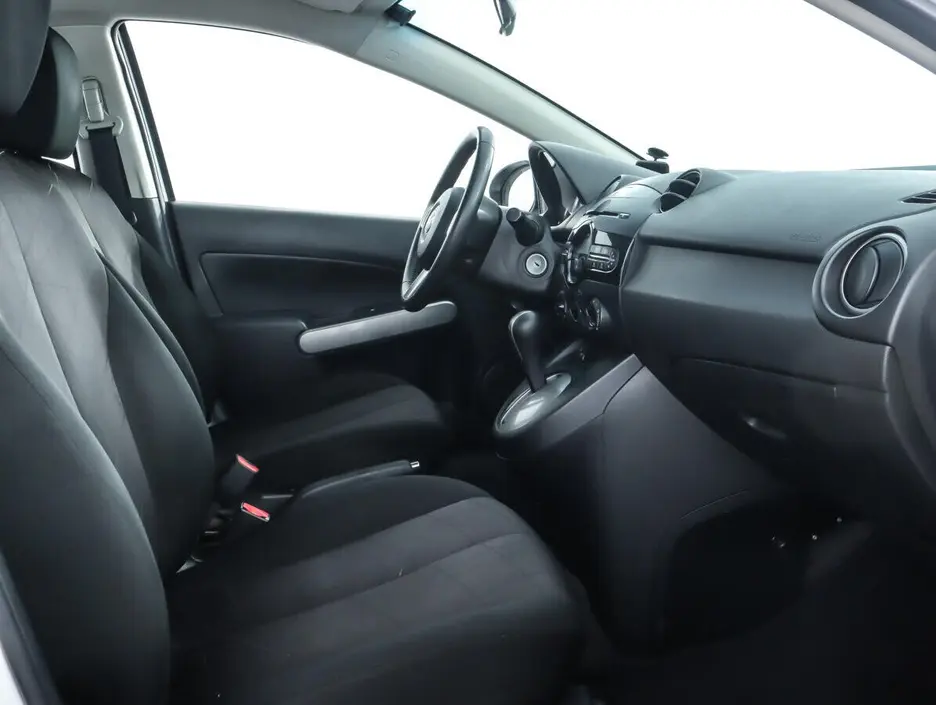 Mazda 2, 2012 г.