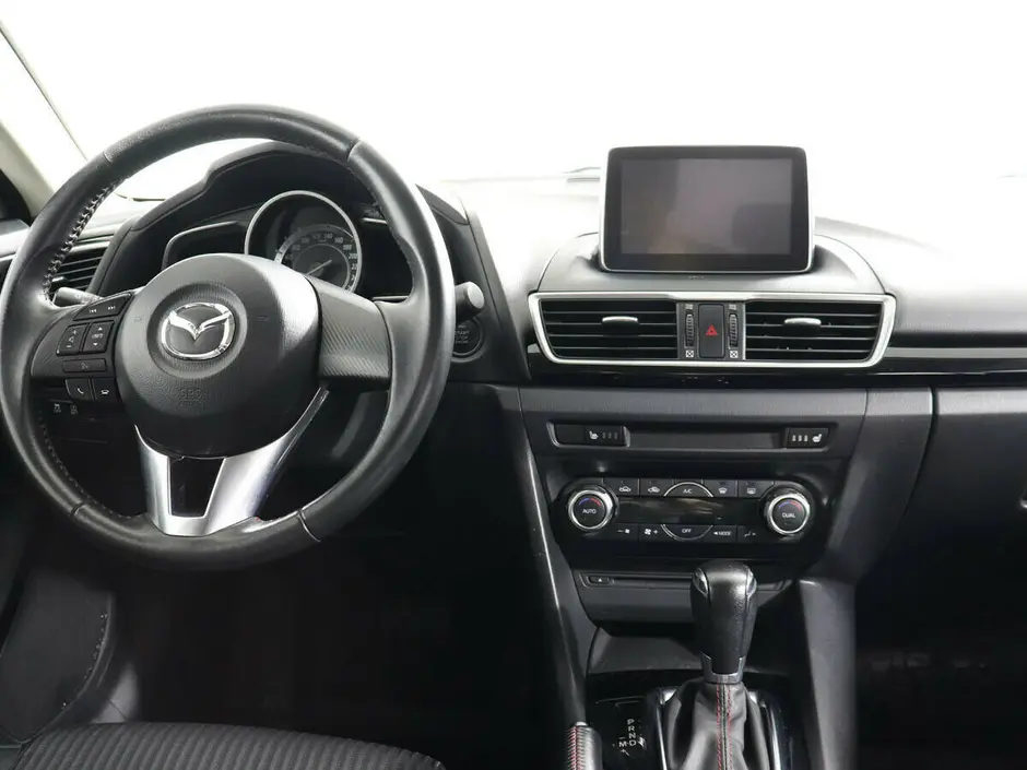 Mazda 3, 2015 г.