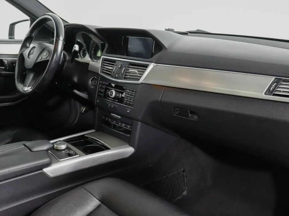 Mercedes-Benz E-Класс, 2011 г.