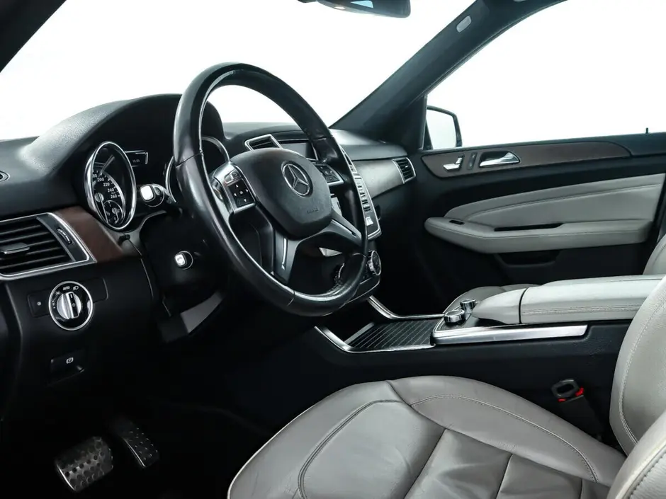 Mercedes-Benz M-Класс, 2011 г.