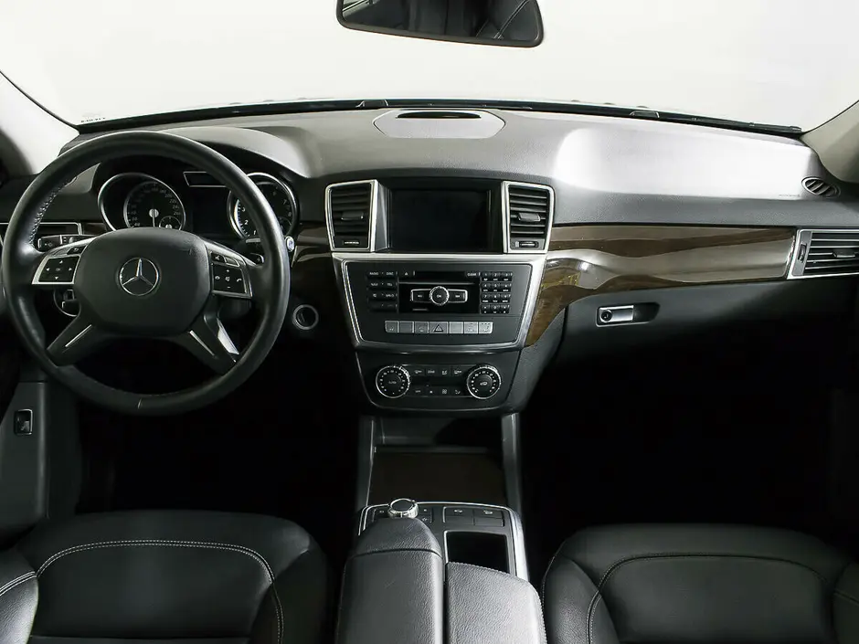 Mercedes-Benz M-Класс, 2013 г.