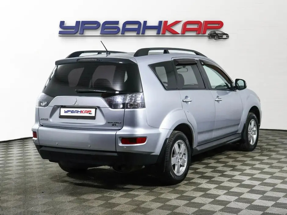 Mitsubishi Outlander, 2011 г.