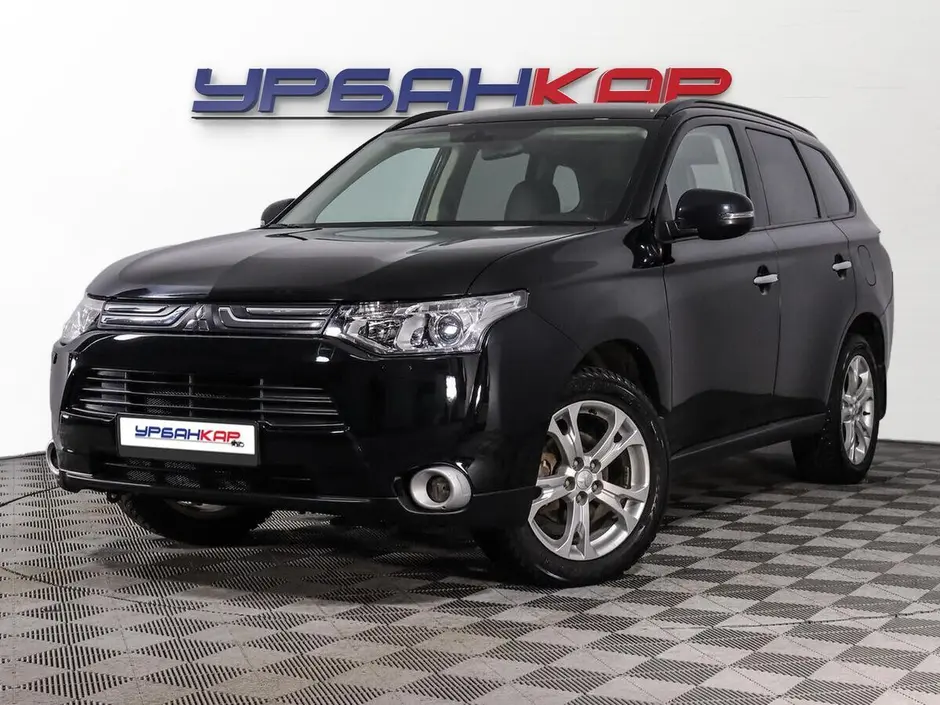 Mitsubishi Outlander, 2015 г.