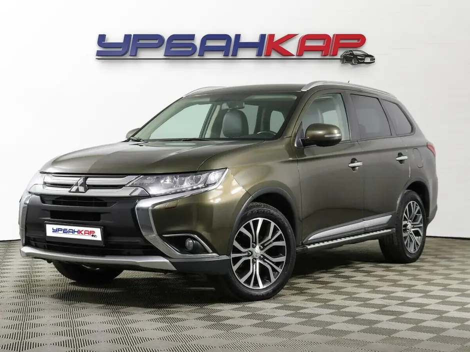 Mitsubishi Outlander, 2017 г.