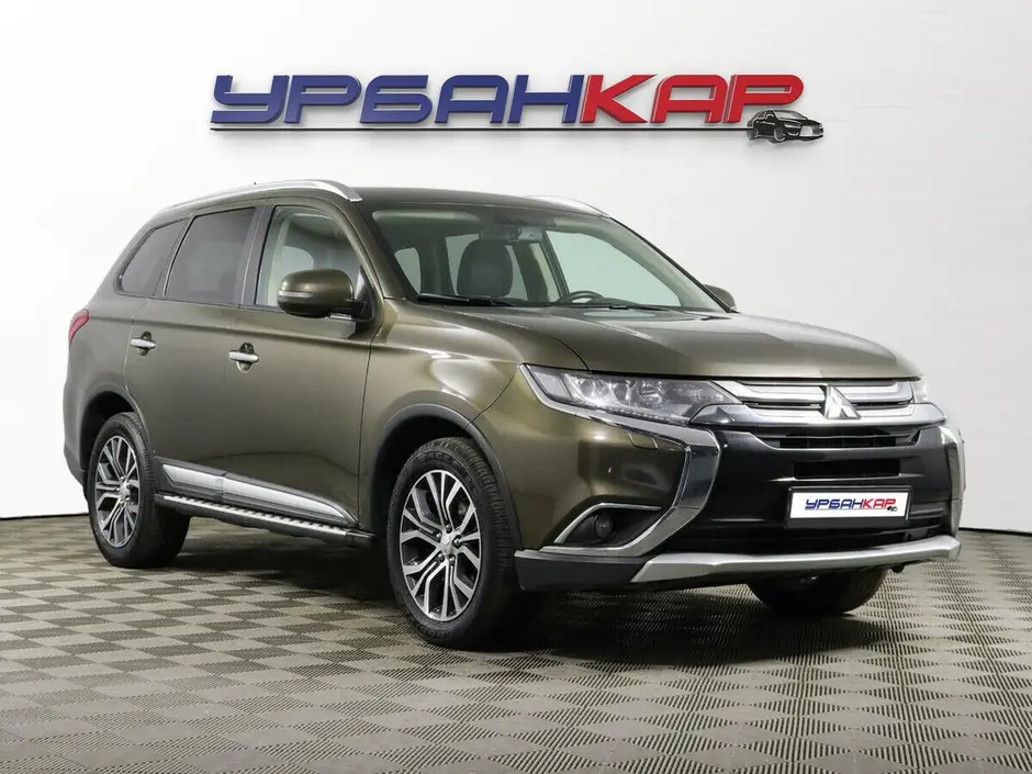 Mitsubishi Outlander, 2017 г.