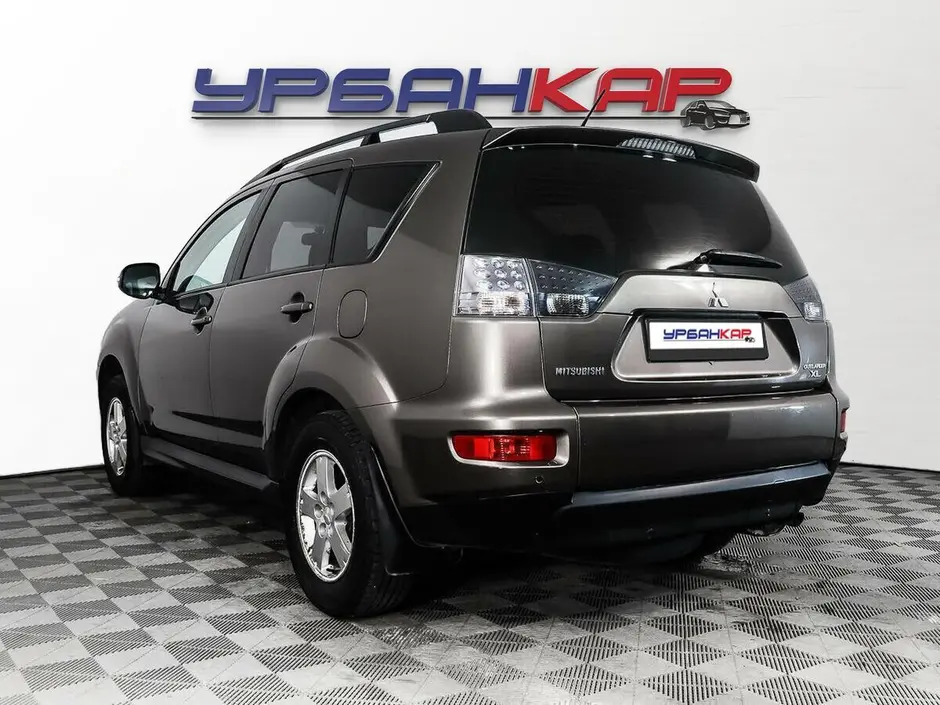 Mitsubishi Outlander, 2010 г.