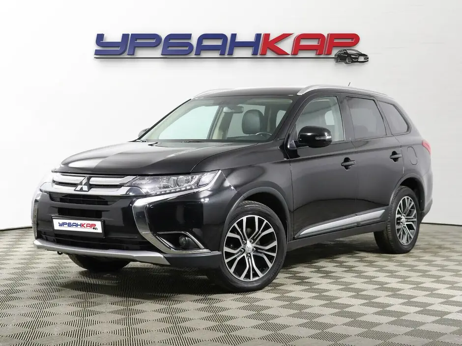 Mitsubishi Outlander, 2015 г.