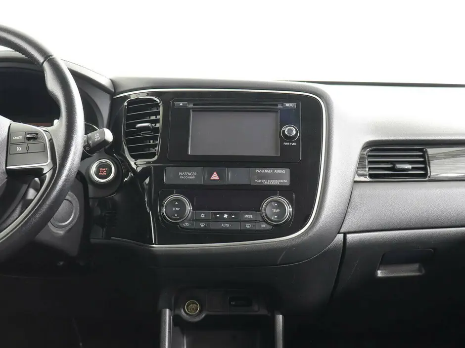 Mitsubishi Outlander, 2015 г.