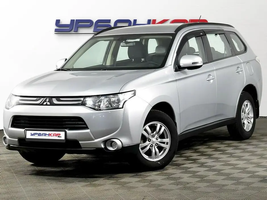 Mitsubishi Outlander, 2012 г.