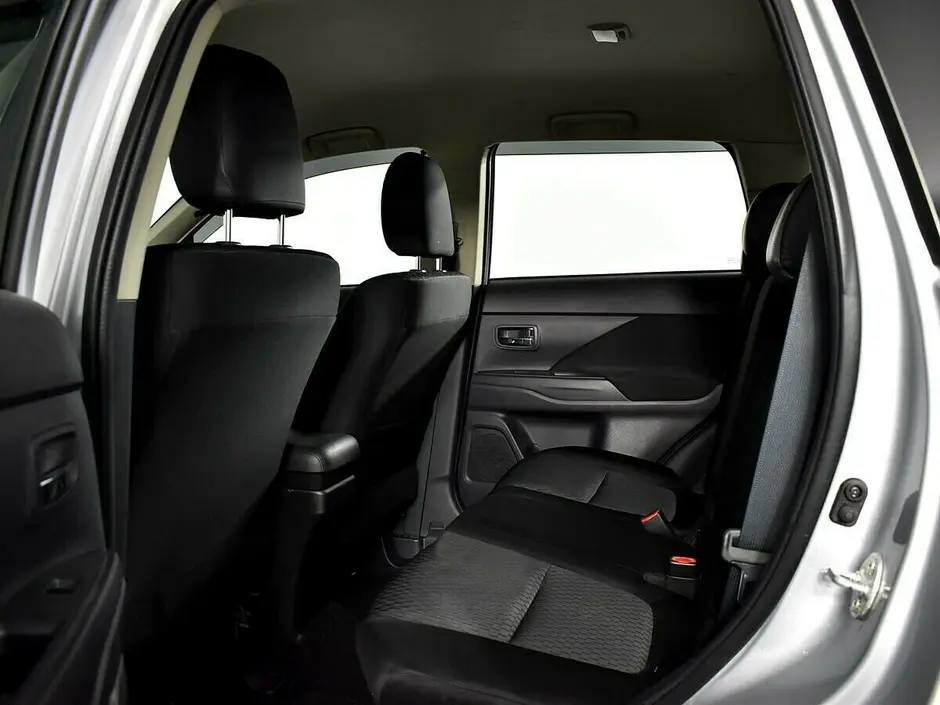 Mitsubishi Outlander, 2012 г.