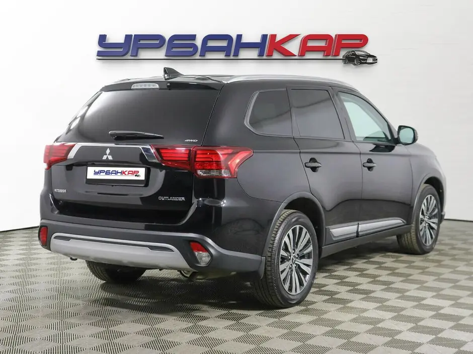 Mitsubishi Outlander, 2018 г.